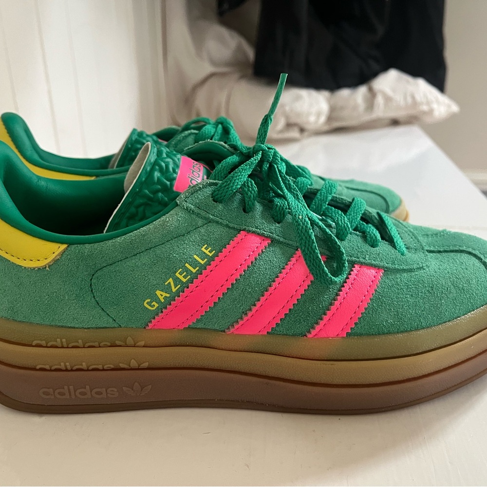 Gazelle platform sneakers